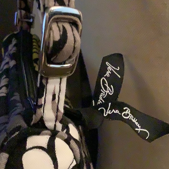 Vera Bradley Frannie Baroque. - Picture 4 of 7